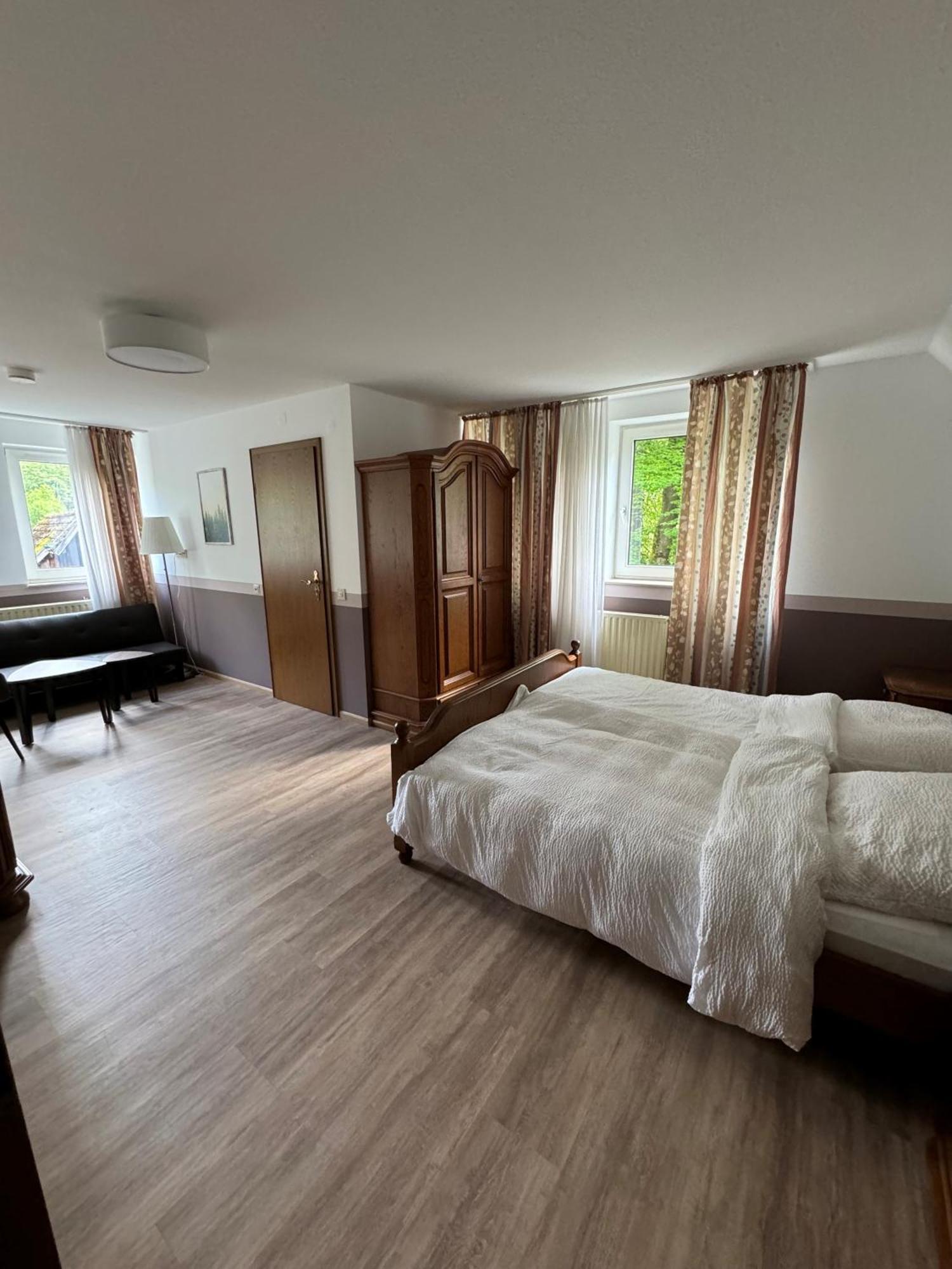 Hotel Zur Muehle Iserlohn Zimmer foto