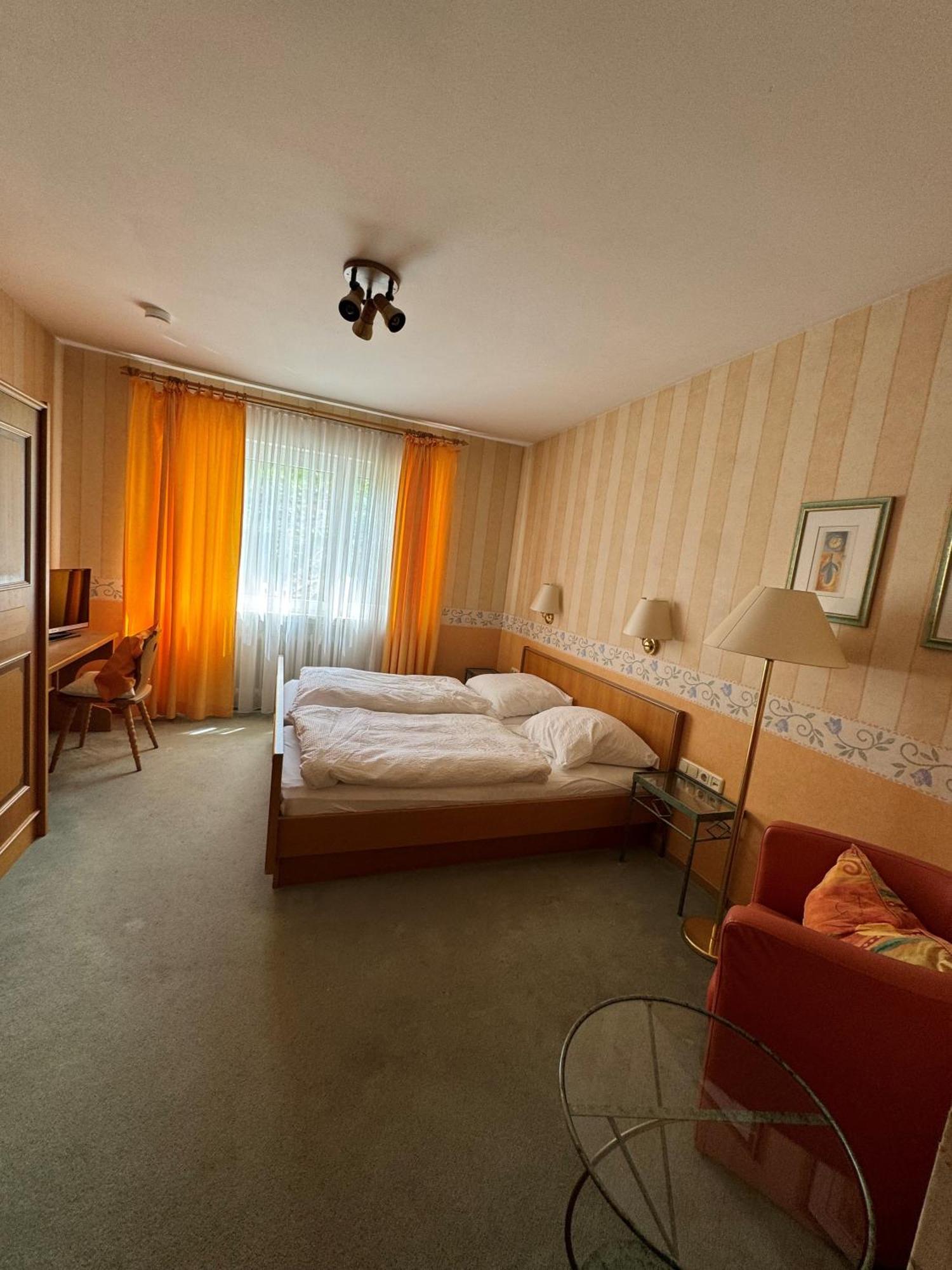 Hotel Zur Muehle Iserlohn Zimmer foto